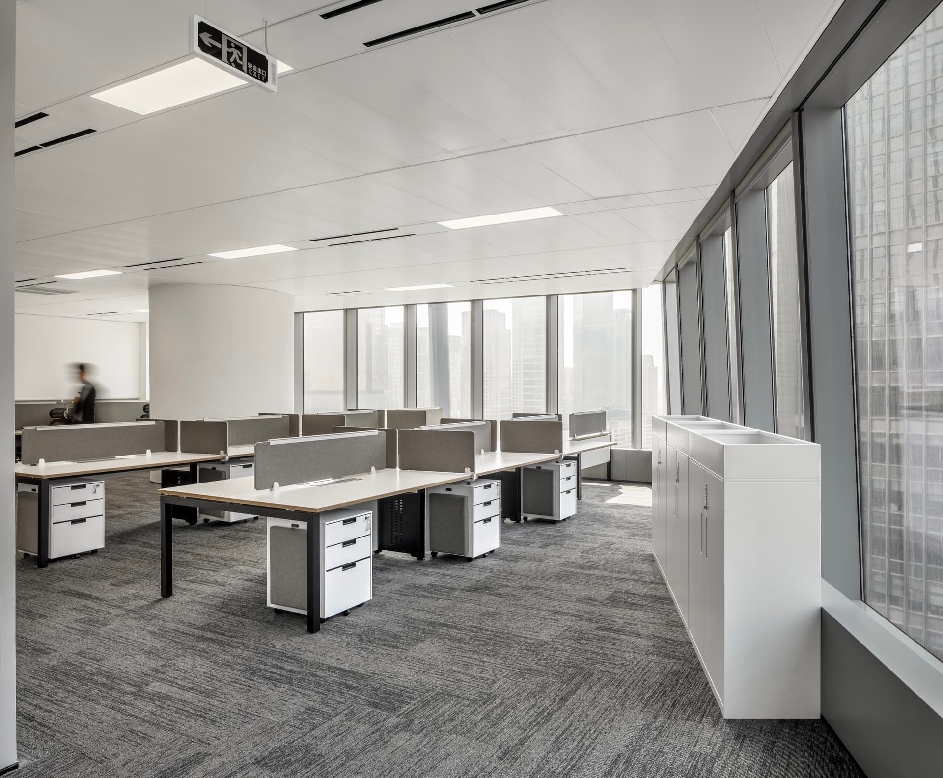 Contemporary Meeting Suite - 5
