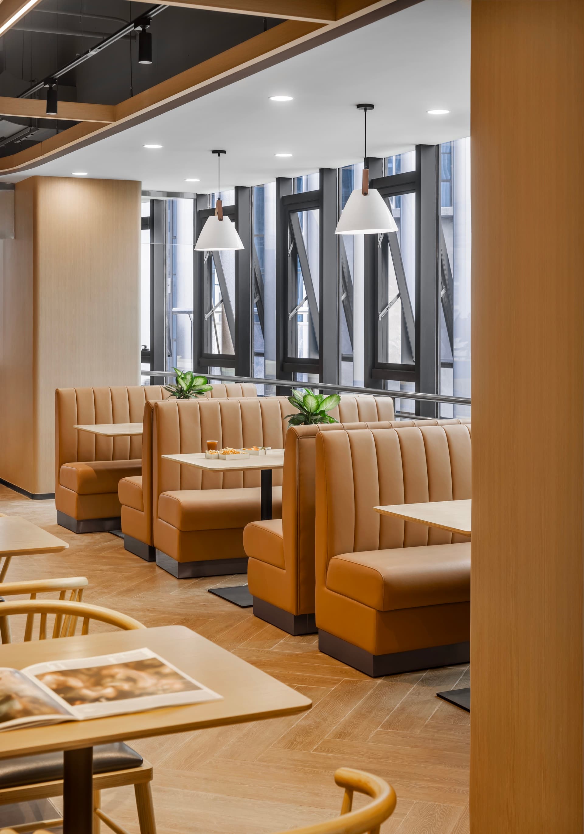 Executive Work Lounge - 5