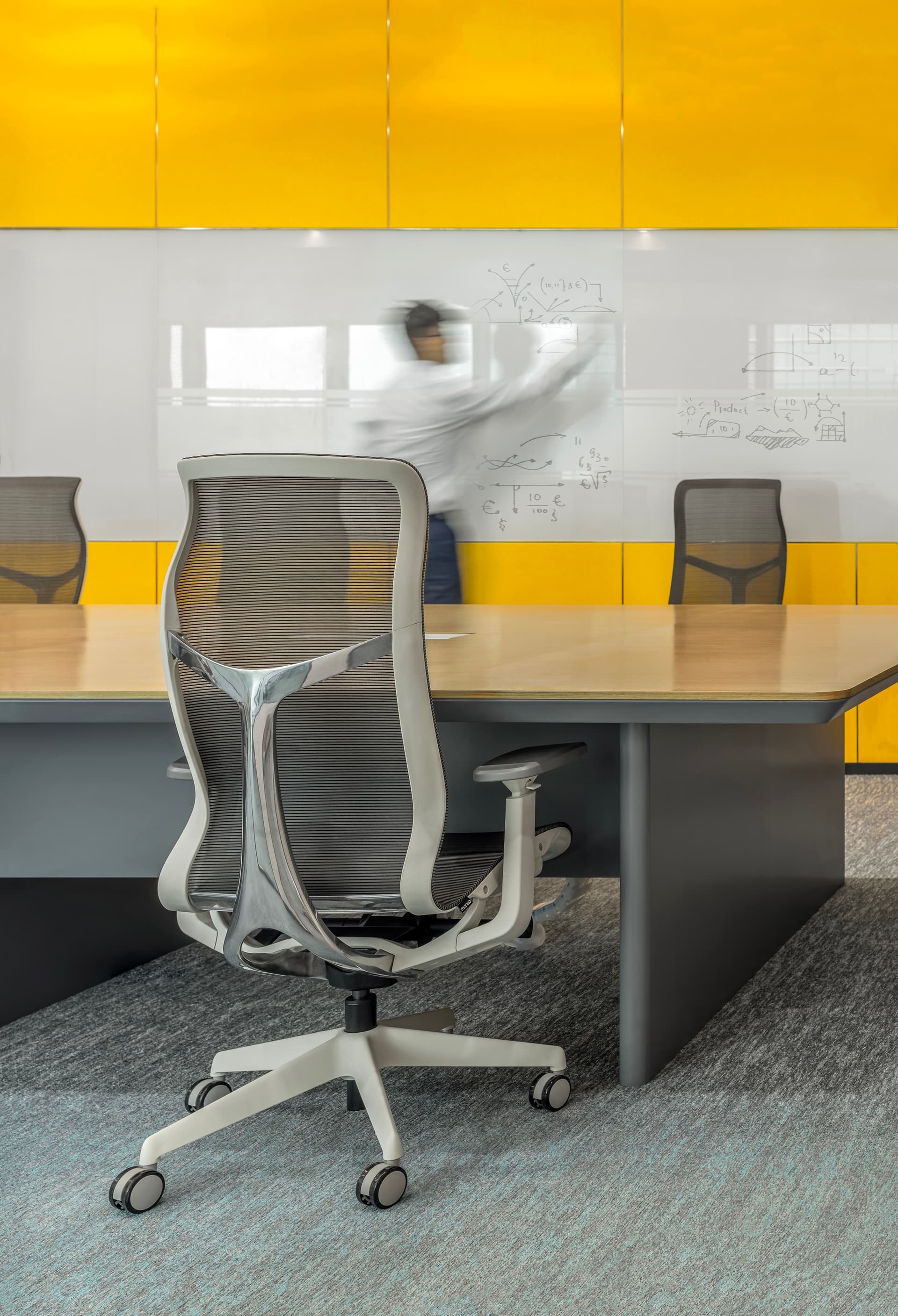 Minimalist Work Forum - 4