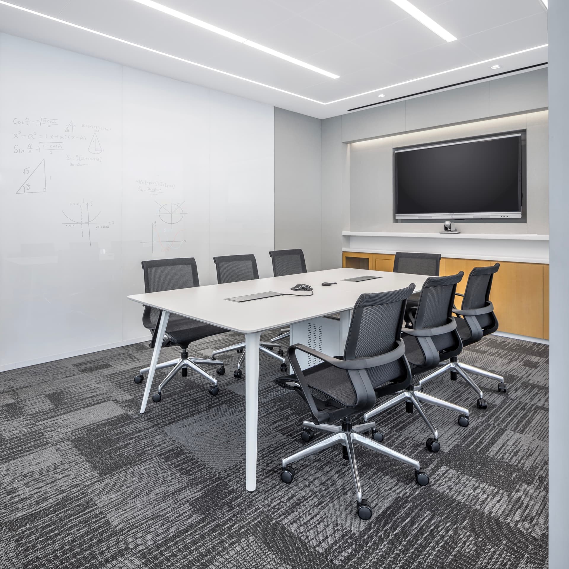 Quiet Executive Workspace - 5