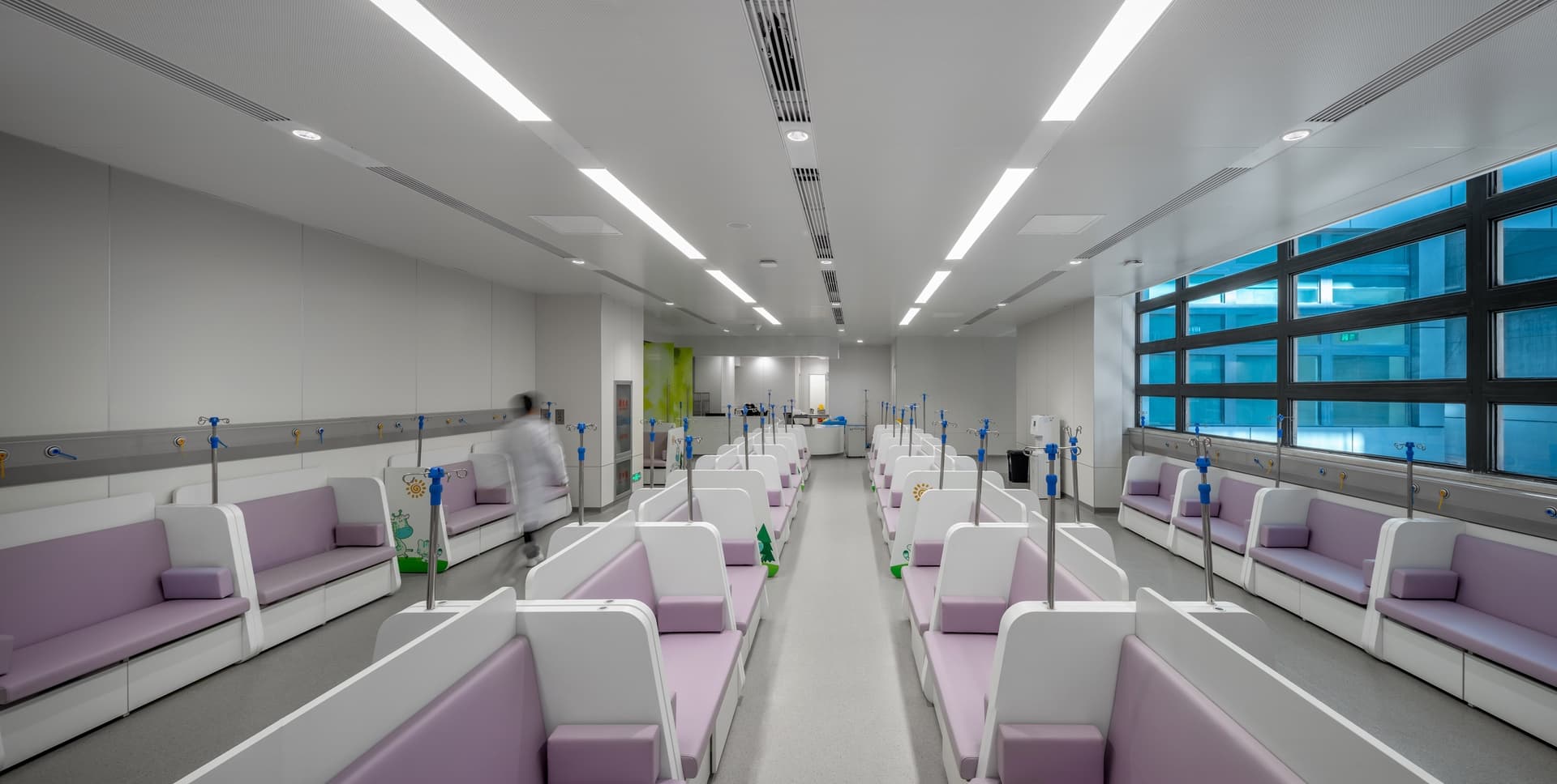 Organized Clinical Lounge - 1