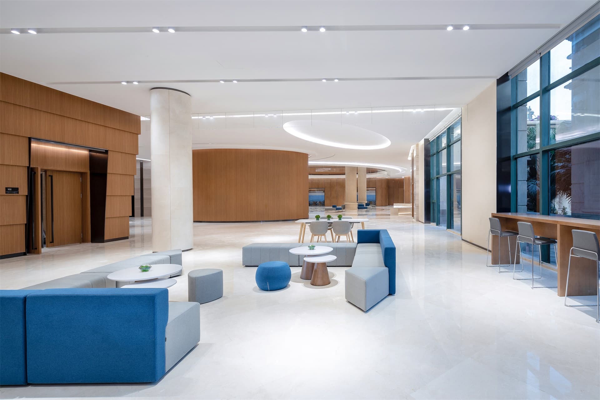 Contemporary Learning Commons - 6